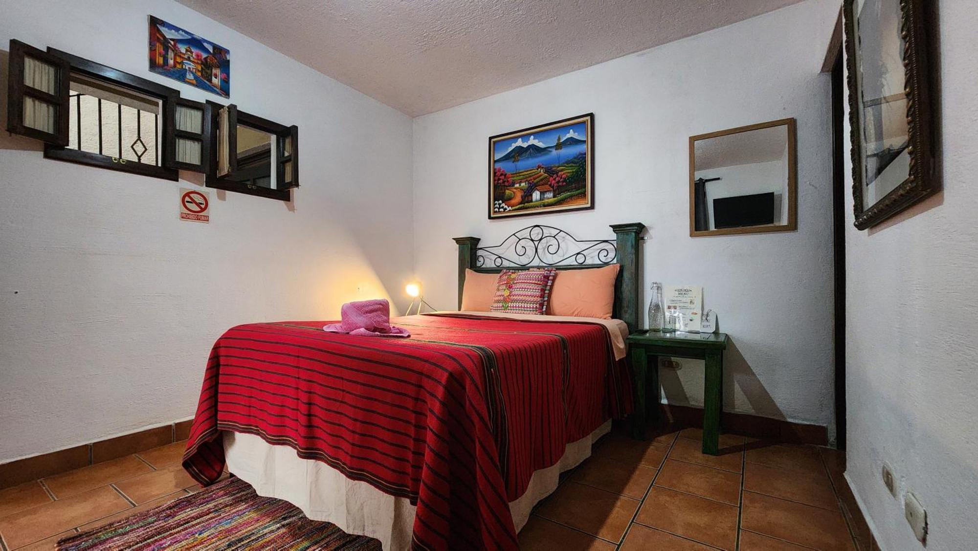 Magnolias Hotel Antigua Room photo