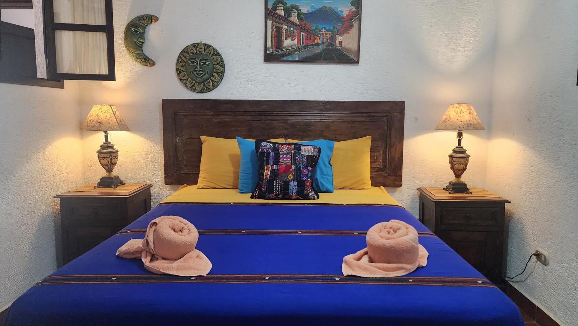 Magnolias Hotel Antigua Room photo